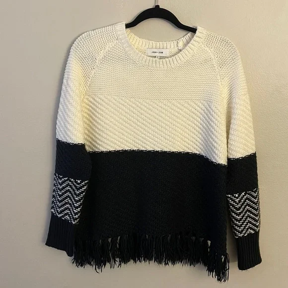 John + Jenn Small Chunky Knit Sweater Black and White Fringe - Picture 2 of 16